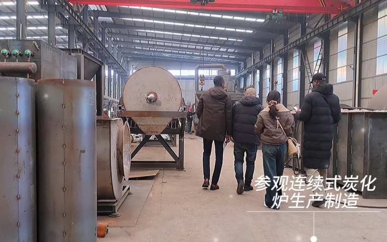 不远万里来考察,非洲客户到巩义麻豆影音在线观看机械之行