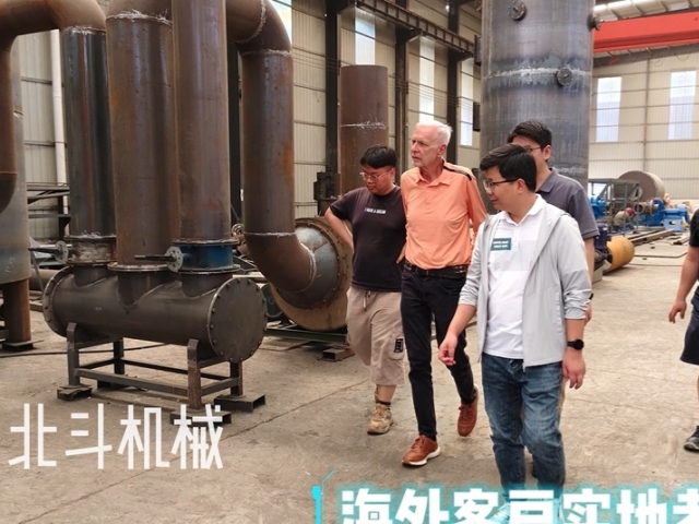 美国采购商考察绿色环保型国产精品麻豆系列