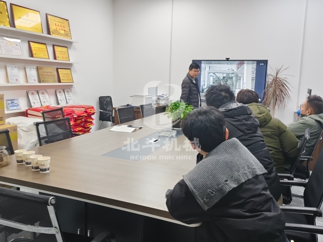 以技会友,聚力前行:客户莅临我厂考察国产精品麻豆系列